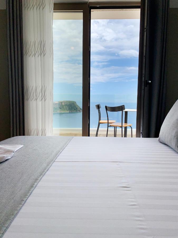 Vila 8 Hotel Himarë Eksteriør billede