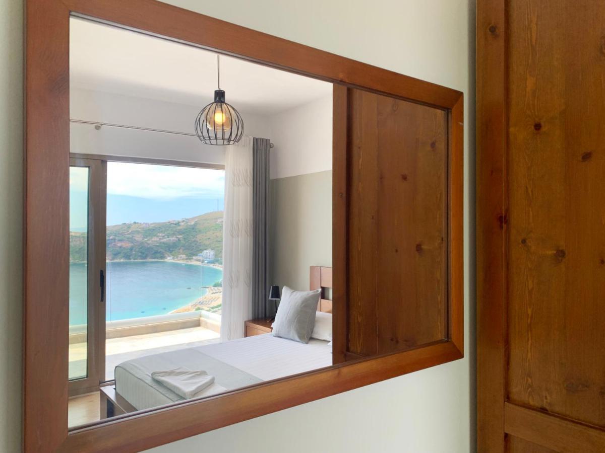Vila 8 Hotel Himarë Eksteriør billede