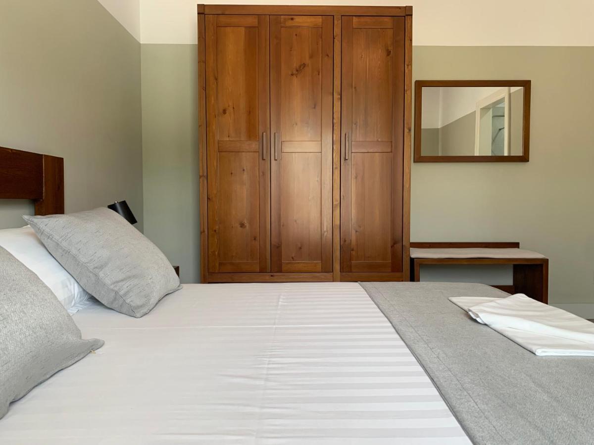 Vila 8 Hotel Himarë Eksteriør billede